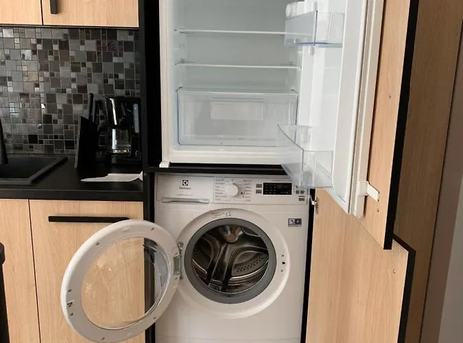 Milomi * 科沃布热格